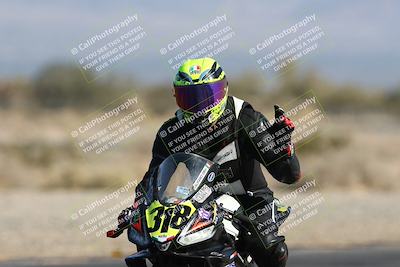 media/Dec-07-2025-CVMA (Sun) [[3e7d2de5dc]]/Race 5-Formula UL-CVMA Hooligans-American Thunder/